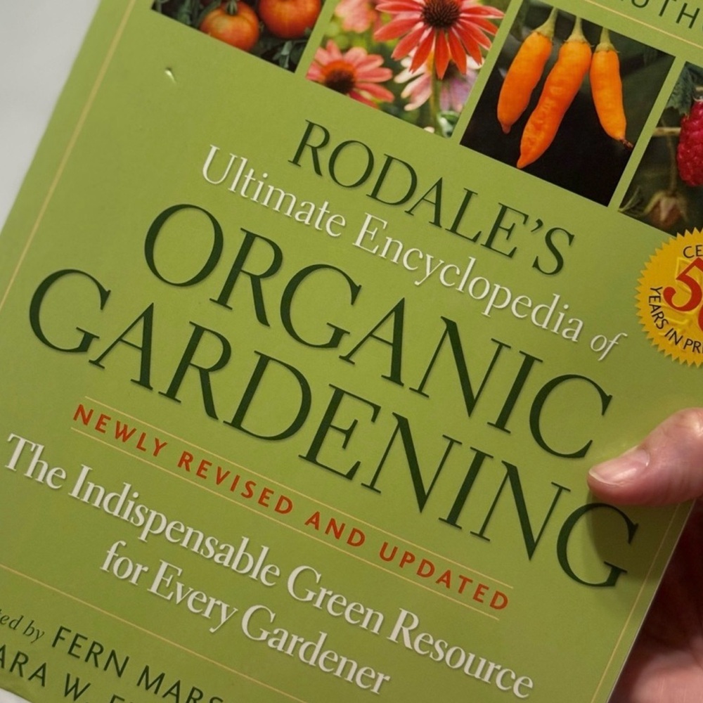 🍃🍅 Rodale's Organic Gardening Book